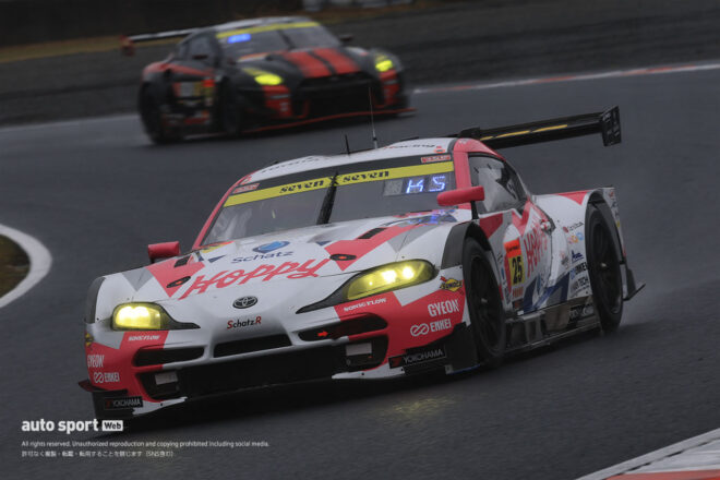 HOPPY Schatz GR Supra GT（松井孝允／佐藤公哉）