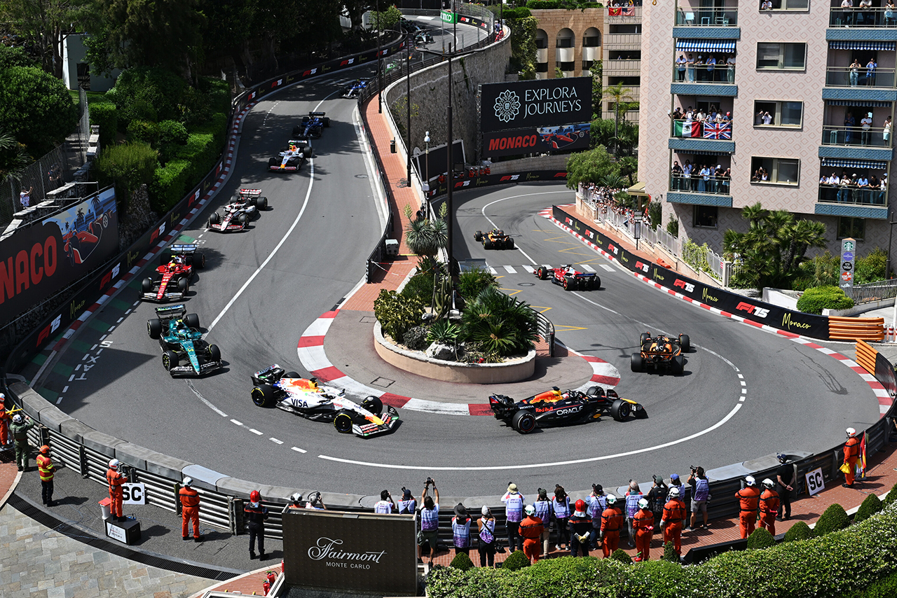 2025年F1第8戦モナコGP　1周目のロウズ・ヘアピン